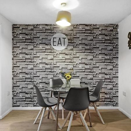 Tayberry Close Contractors & Leisure Apartment By Leecroft Stays Derby Eksteriør billede